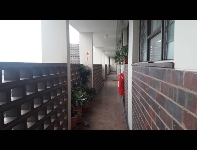 2 BEDROOM FLAT RENTED IN MORNINGSIDE